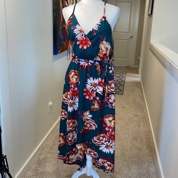 Dream of me, floral wrap dress, Maxi - Picture 2 of 13